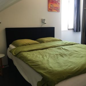slaapkamer 1 vakantiewoning Grasdak Groningen reitdiep